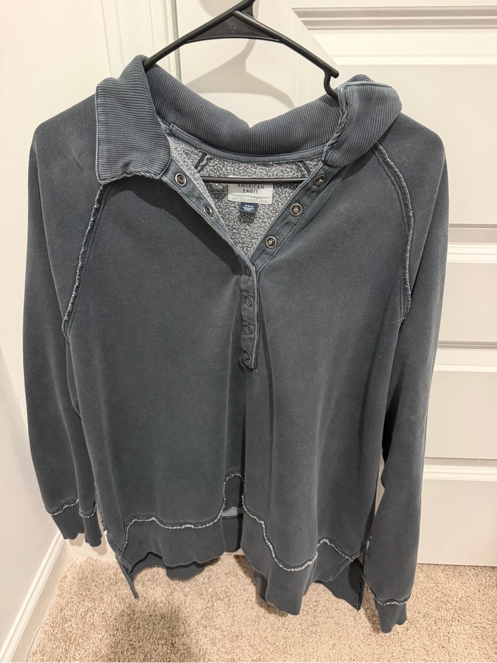 AMERICAN EAGLE PULLOVER